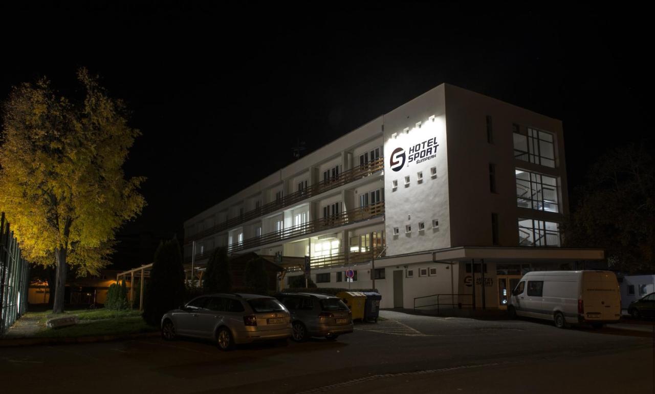 Hotel Sport Šumperk Eksteriør bilde